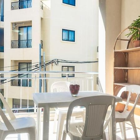 Modern Apt. Close To The Square St. Paul's Bay Esterno foto